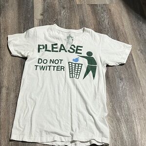 White Graphic Tee - Short Sleeve